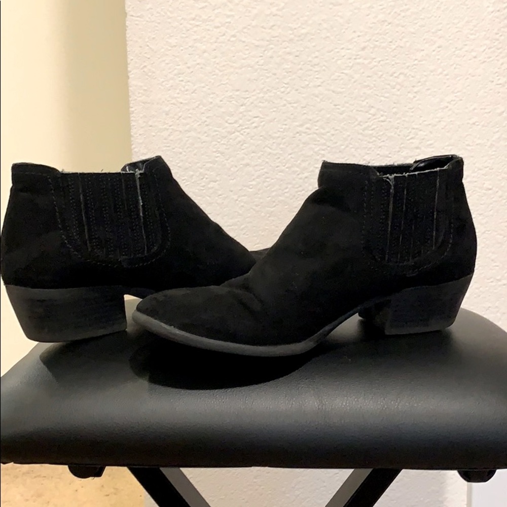 American Eagle Booties